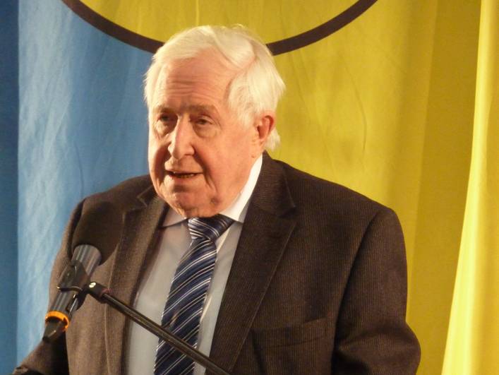 Prof. Dr. Bernhard Vogel Prof. Dr. Bernhard Vogel